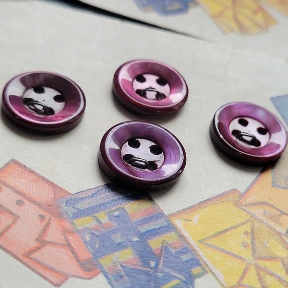 Vintage Lucky Day Sport Genuine Pearl Buttons on Original Card, Purple 1930-40s - Picture 6 of 6